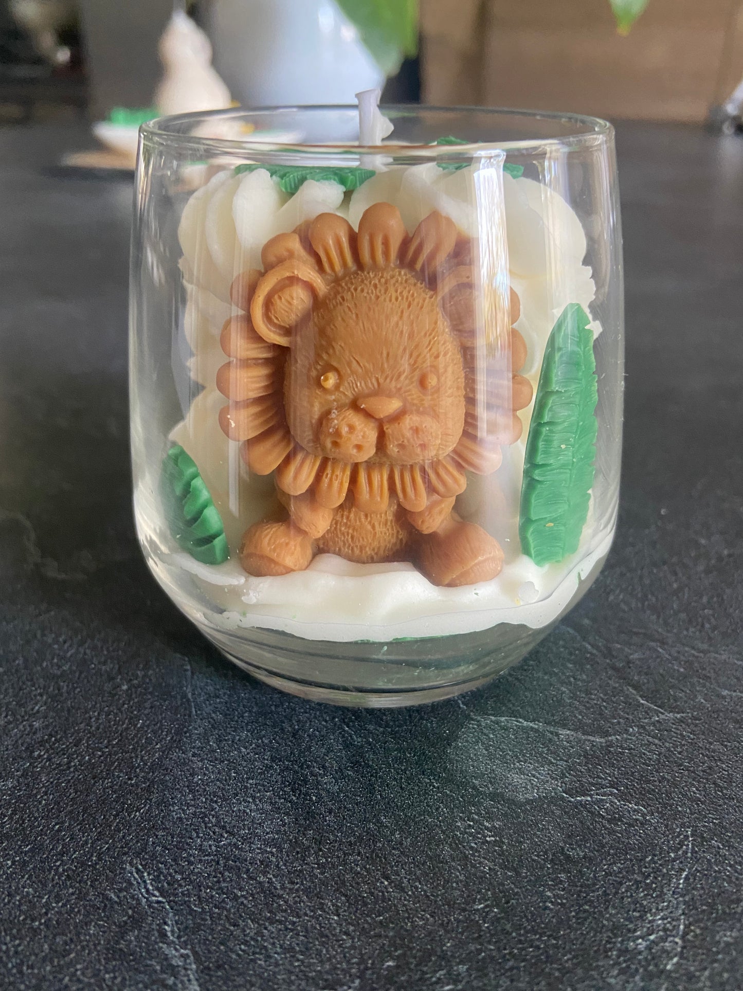 Bougie gourmande Bougie lion Bougie parfumée caramel Bougie noel Bougie chantilly Bougie artisanale Bougie végétale Idée cadeau