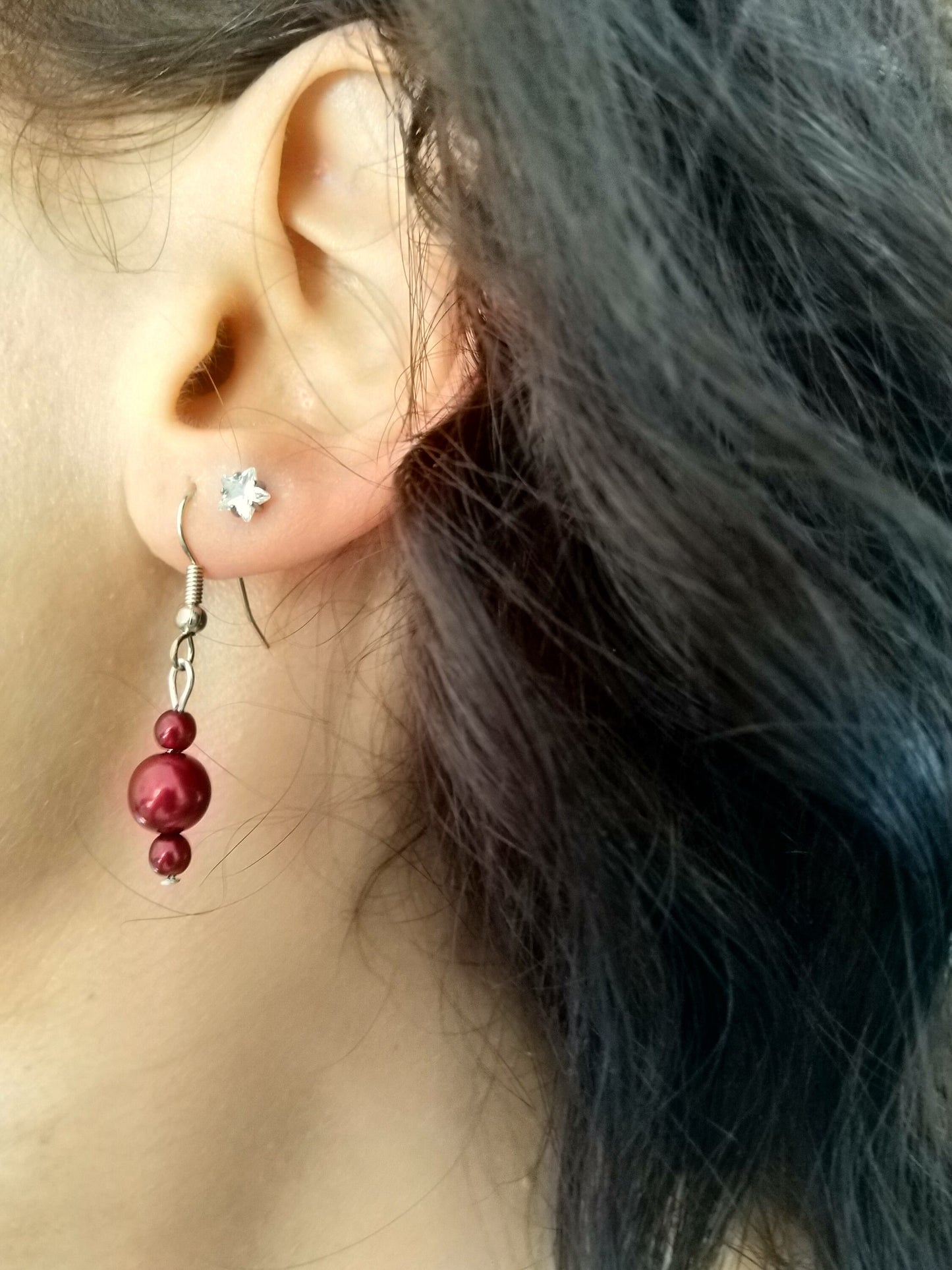 Boucles d’oreilles mariee perles nacrées rouge bordeaux Bijoux mariage Bijoux mariee