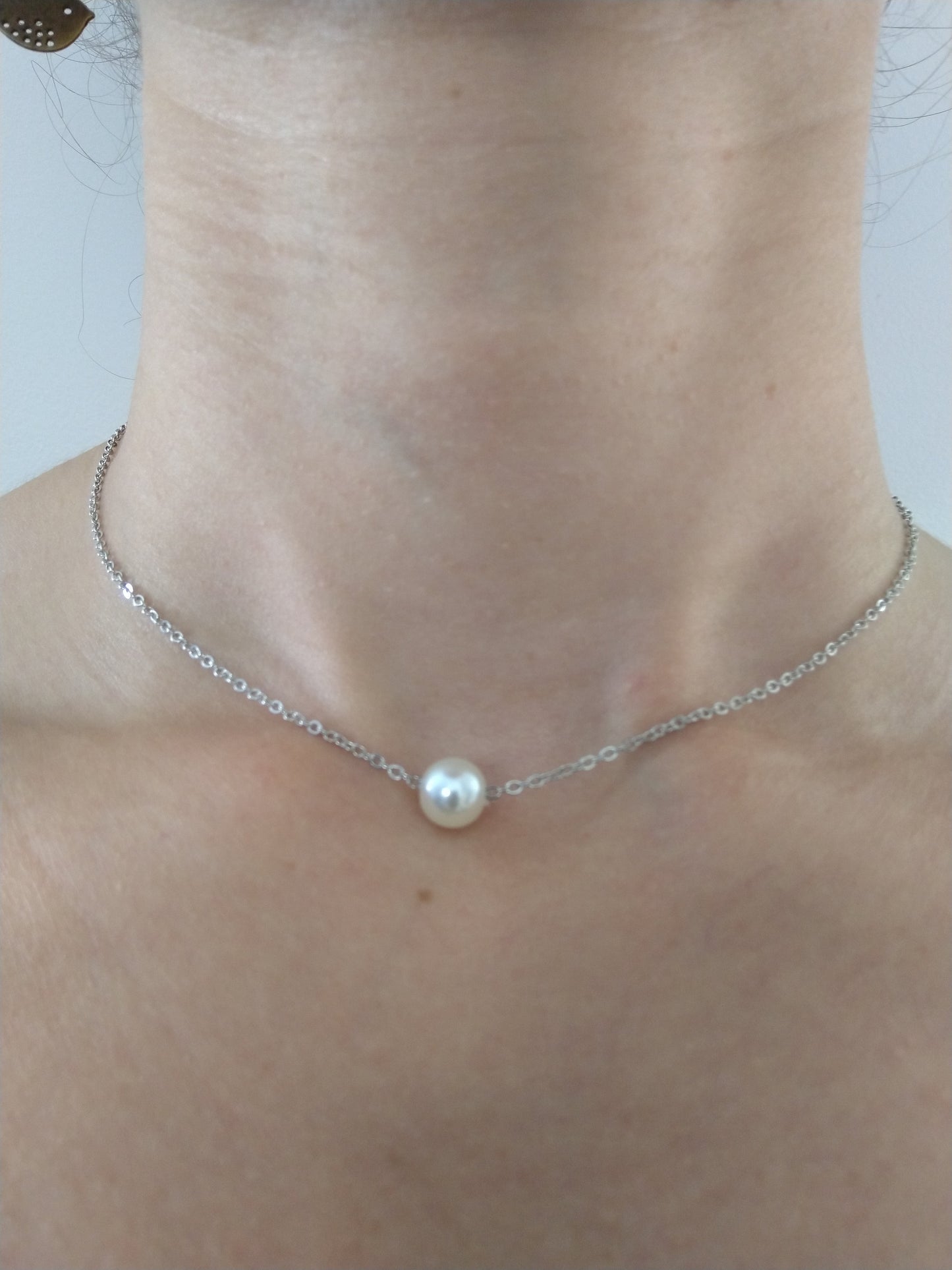 Collier mariee Collier de dos perles nacrées ivoires chaine fine argentée Bijoux mariage Bijoux mariee