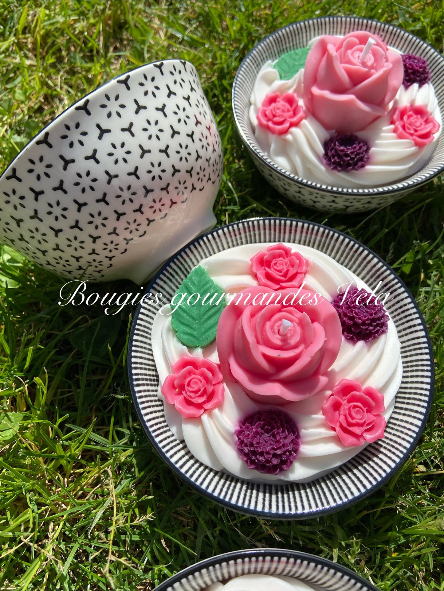 Bougie fleurs Bougie rose Bougie parfumée rose vanillée Bougie naturelle Bougie végétale Idée cadeau