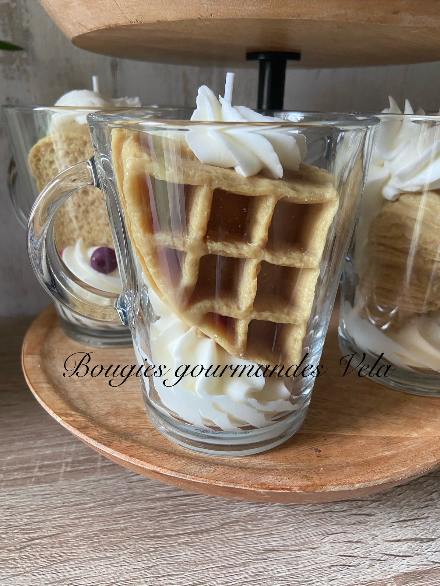 Bougie gaufre Bougie gâteau Bougie gourmande Bougie parfumée viennoiserie Bougie chantilly Bougie artisanale Bougie végétale Idée cadeau