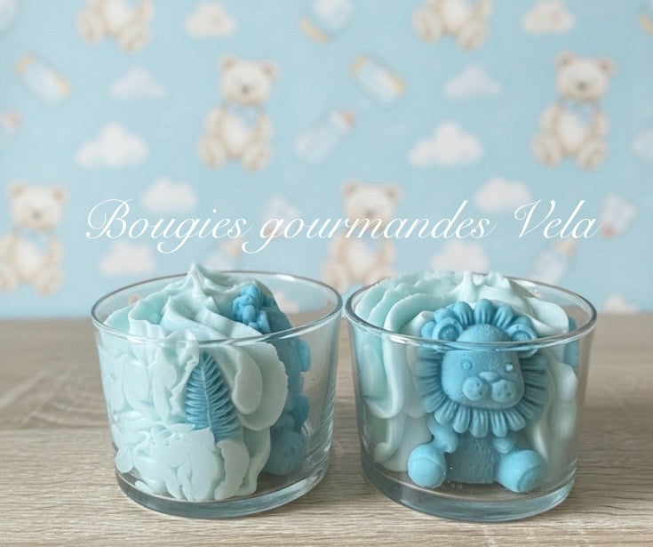 Bougie gourmande Bougie parfum crème bébé Bougie parfumée crème bébé Bougie bleue Bougie chantilly Bougie artisanale Bougie végétale Idée cadeau
