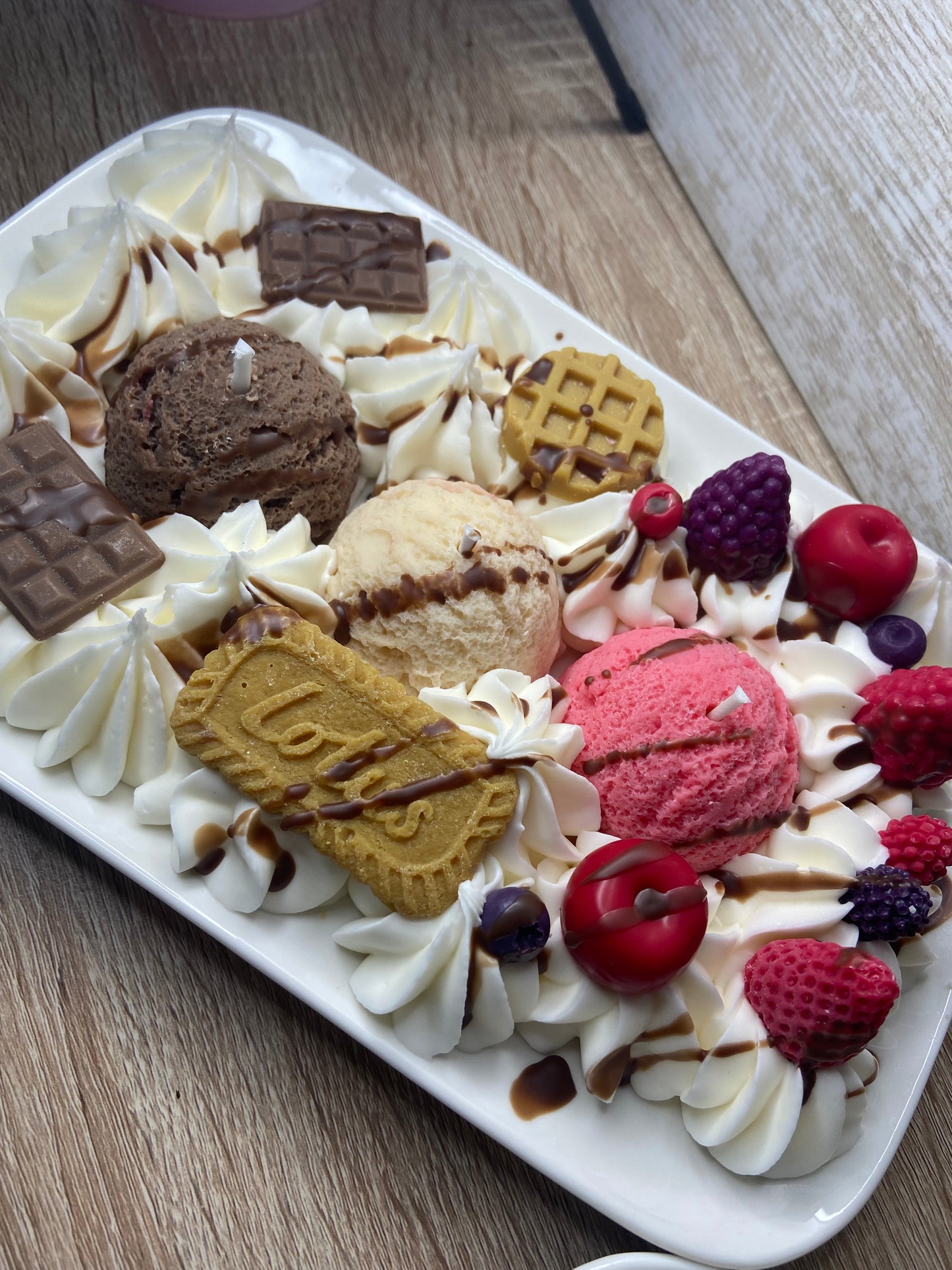 Bougie gourmande Grande bougie cire soja Bougie parfumée vanille fruits rouges chocolat Bougie chantilly dessert glace Bougie artisanale Bougie végétale Idée cadeau