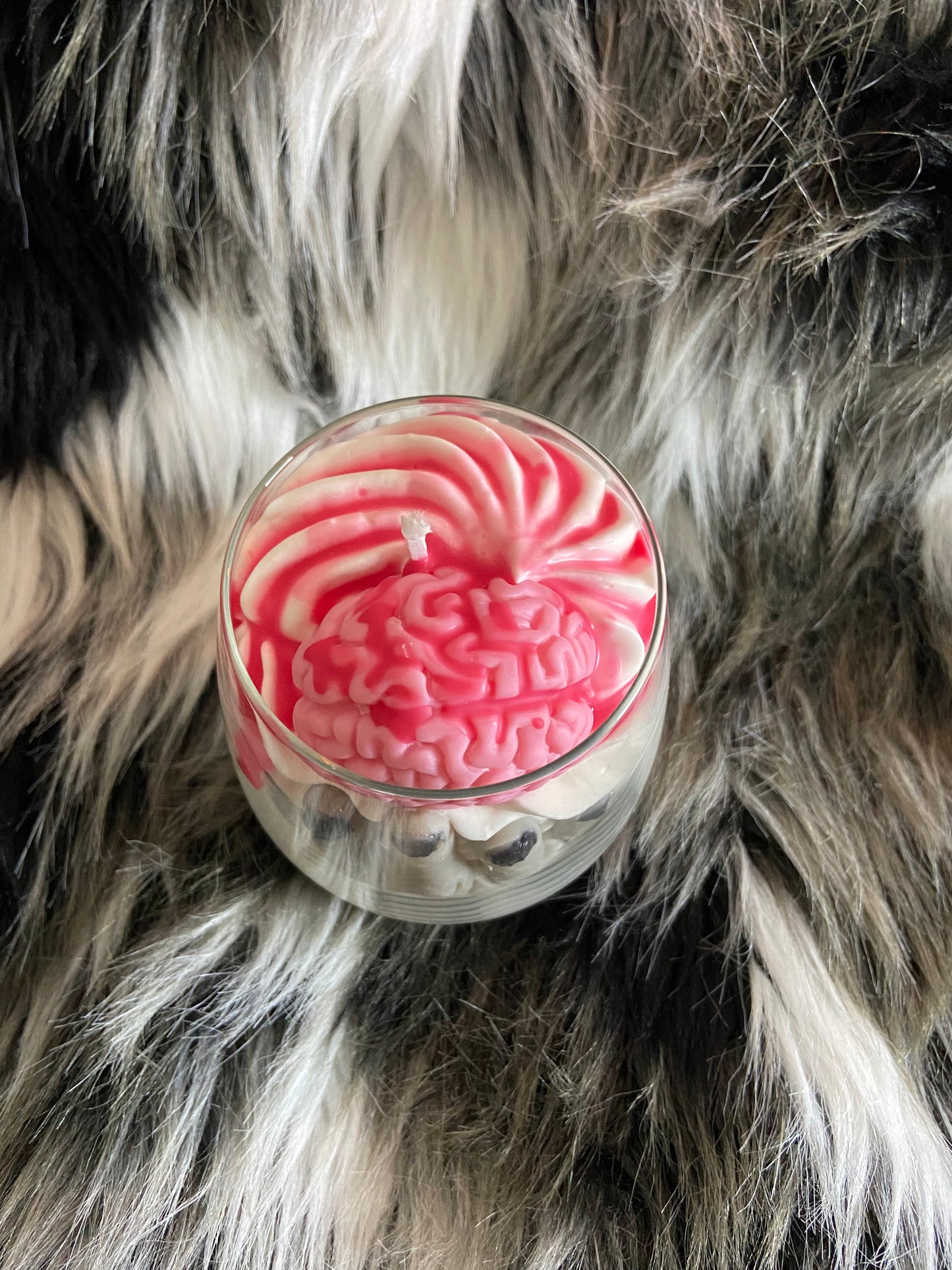Bougie La danse des zombies Bougie gourmande Bougie Halloween cerveau doigts Bougie parfumée Bougie chantilly Bougie artisanale Bougie végétale Idée cadeau