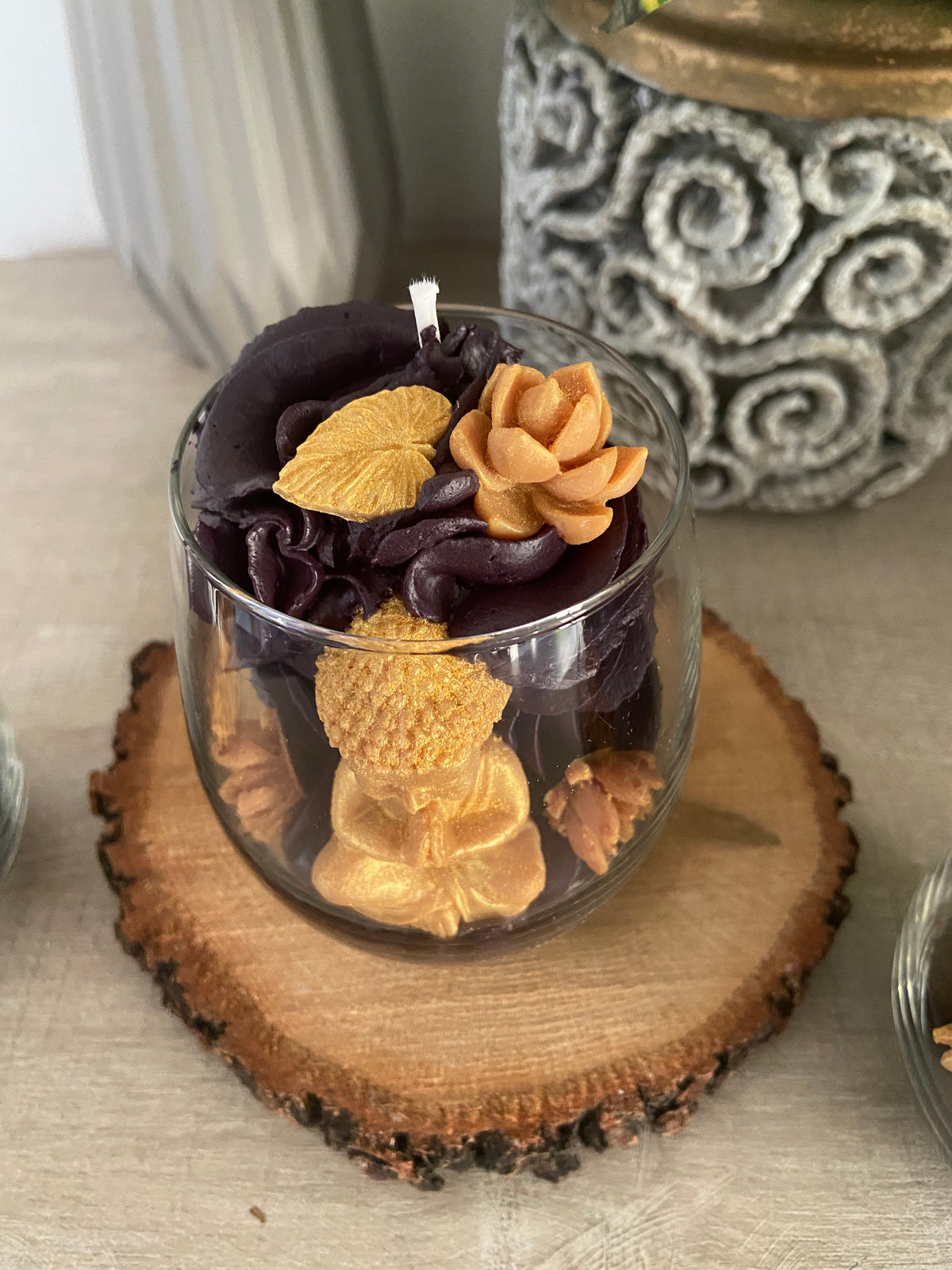 Bougie gourmande Bougie bouddha lotus Bougie bien-être Bougie parfumée Bougie chantilly Bougie artisanale Bougie végétale Idée cadeau