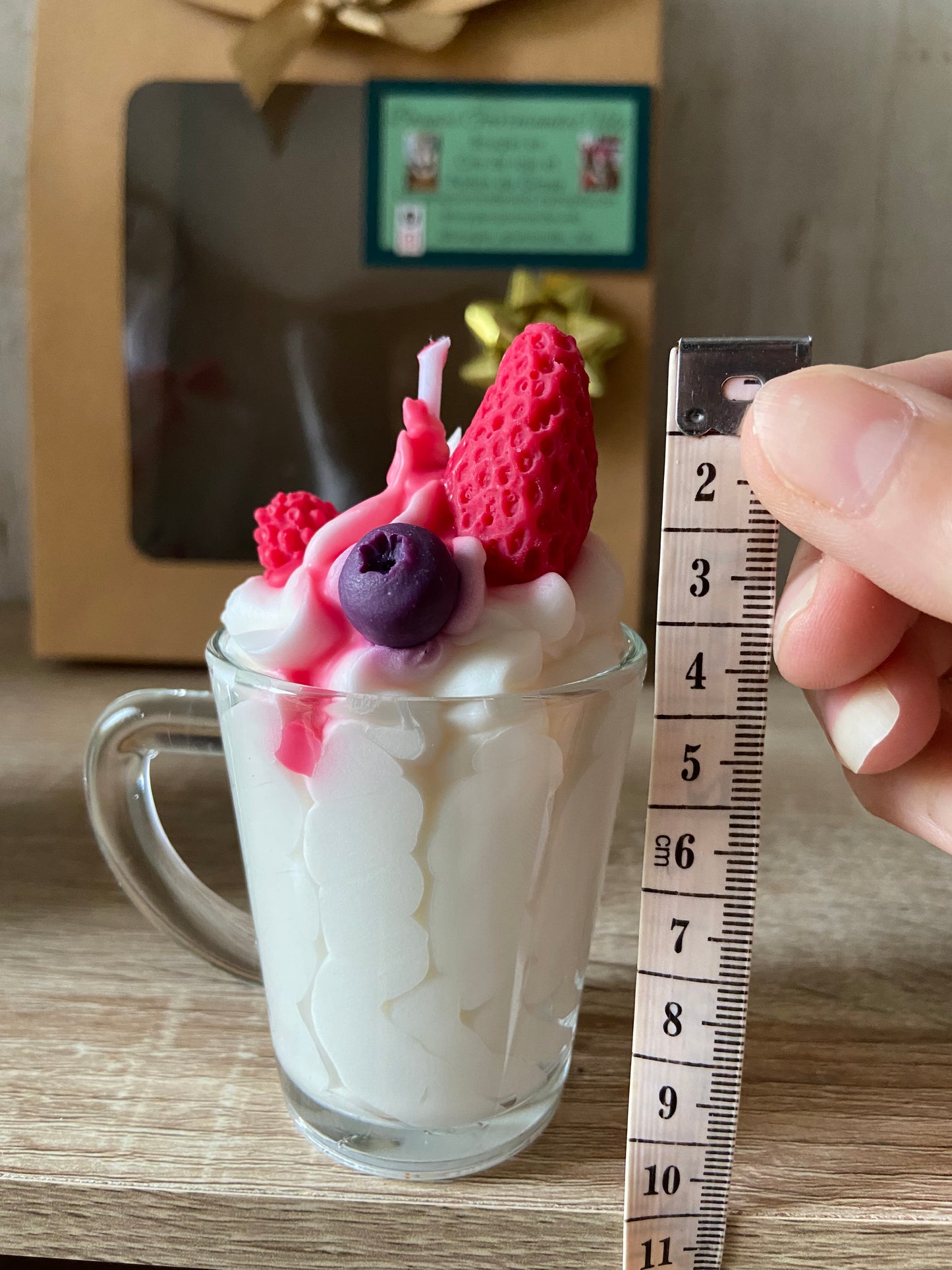 Mini Bougie gourmande Bougie parfumée fruits rouges Bougie chantilly Bougie artisanale Bougie végétale Idée cadeau