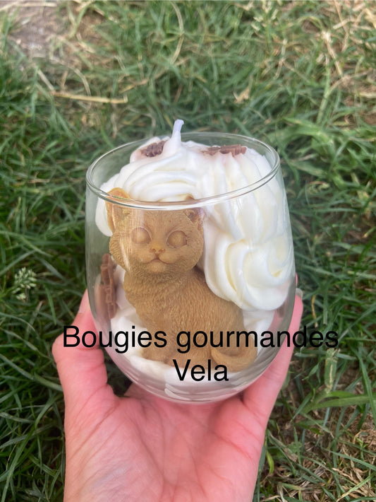Bougie gourmande Bougie chat Bougie parfumée caramel Bougie chantilly Bougie automne Bougie artisanale Bougie végétale Idée cadeau