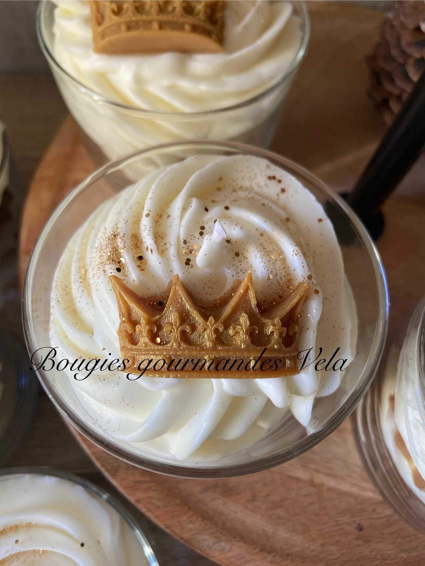 Bougie gourmande brioche des rois Bougie parfumée fleur d’oranger Bougie épiphanie Bougie chantilly Bougie artisanale Bougie végétale Idée cadeau