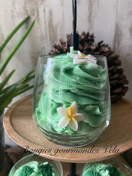 Bougie gourmande Bougie parfumée fleur de coton Bougie chantilly Bougie artisanale Bougie végétale Idée cadeau