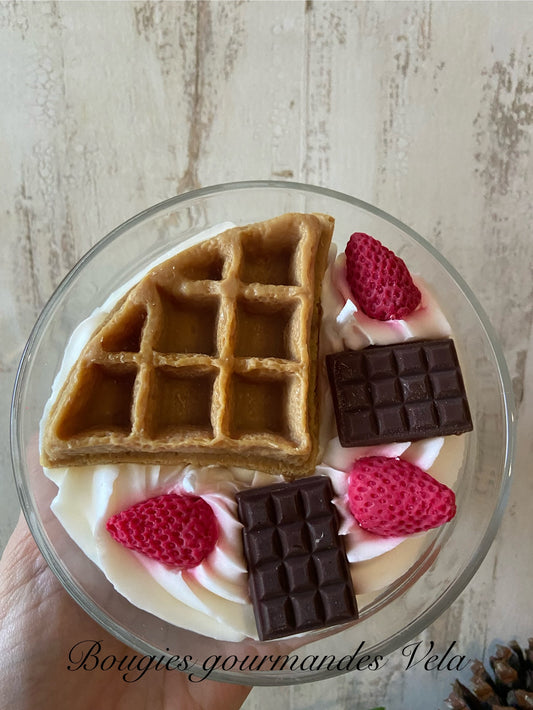Bougie gaufre viennoiserie Bougie gourmande Bougie parfumée viennoiserie Bougie gourmandise Bougie chantilly Bougie artisanale Bougie végétale Idée cadeau