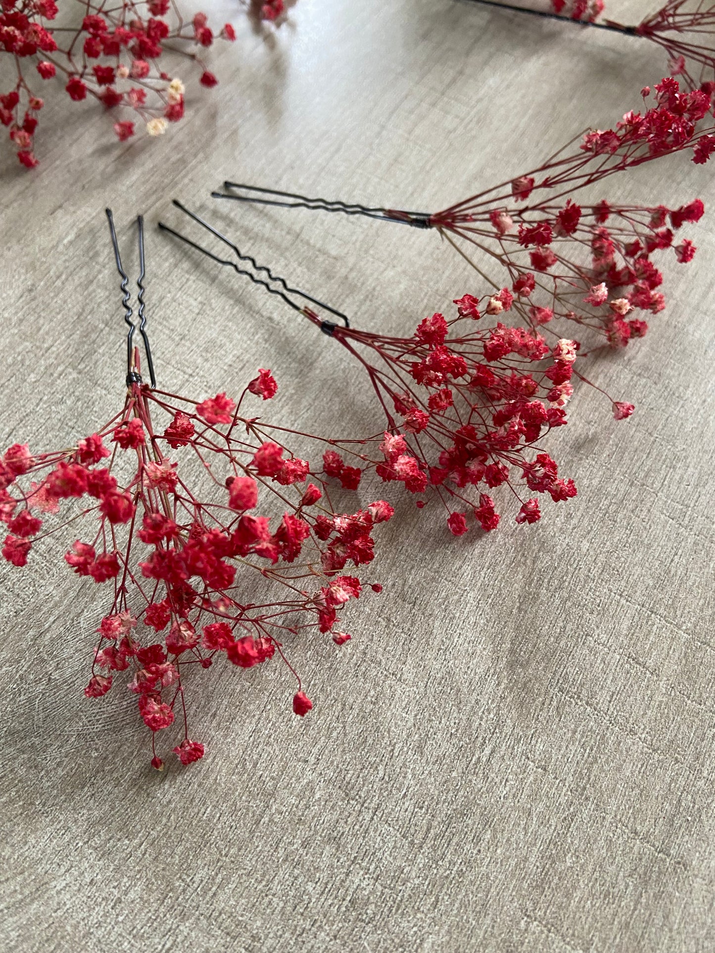 3 epingles chignon mariee gypsophile rouge fleurs séchées fleurs stabilisées Accessoires coiffure mariage