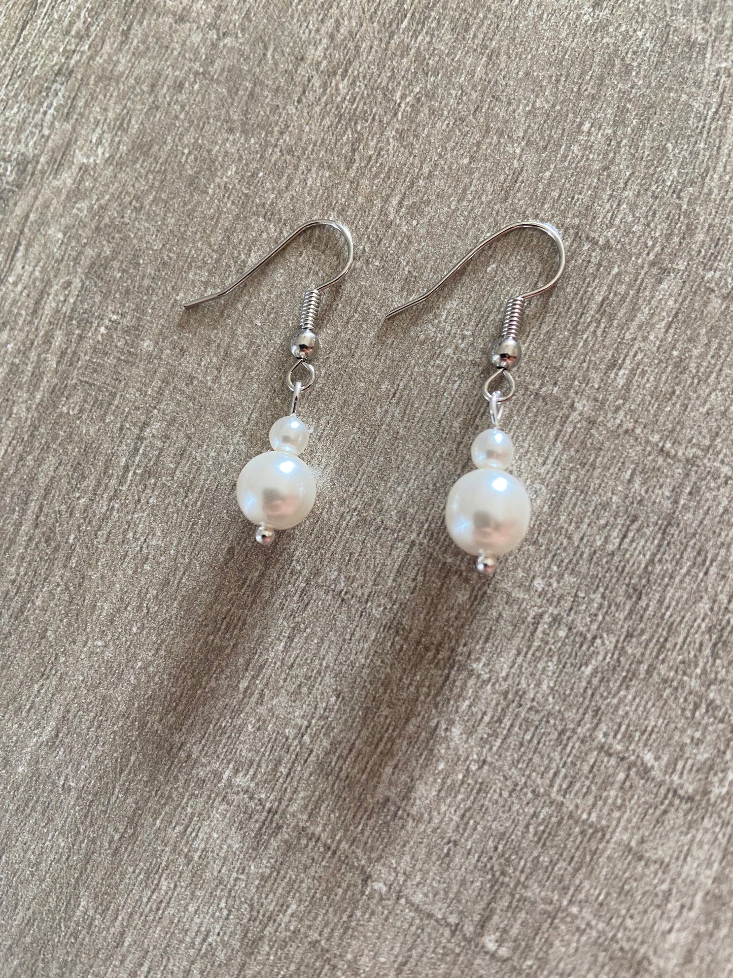 Boucles d’oreilles mariee perles nacrées blanches Bijoux mariage Bijoux mariee
