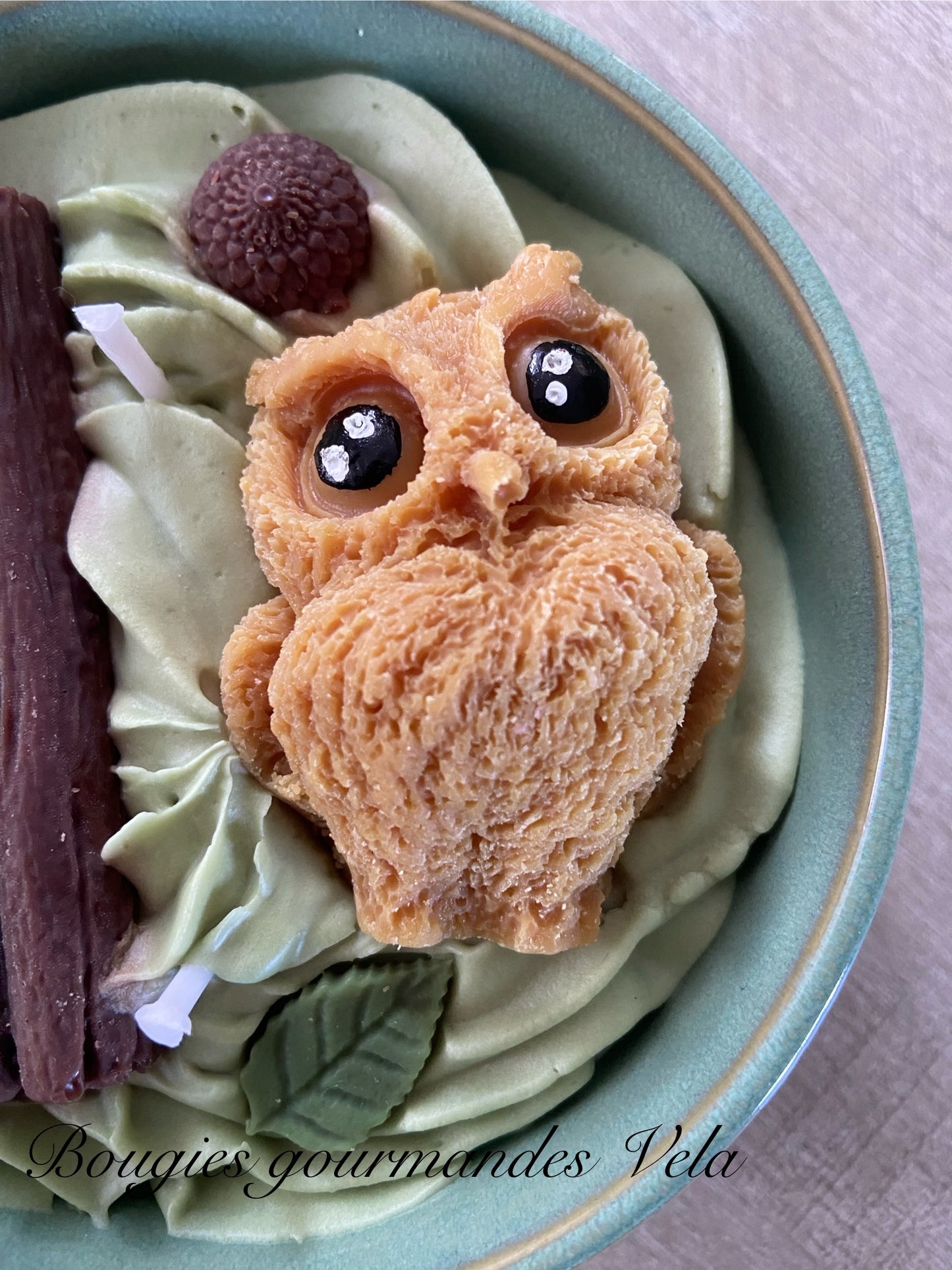 Bougie gourmande Bougie hibou dans la forêt Bougie parfumée caramel Bougie chantilly Bougie automne Bougie artisanale Bougie végétale Idée cadeau