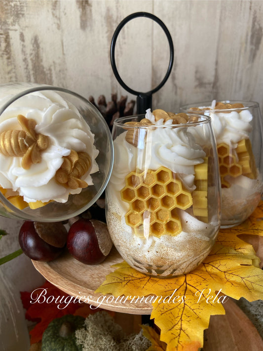 Bougie gourmande miel Bougie parfumée miel Bougie chantilly Bougie artisanale Bougie végétale Idée cadeau noel