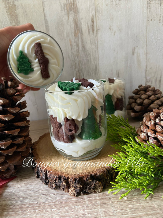 Bougie gourmande sapin ecureuil Bougie parfumée sapin Noel Bougie chantilly Bougie artisanale Bougie végétale Idée cadeau noel