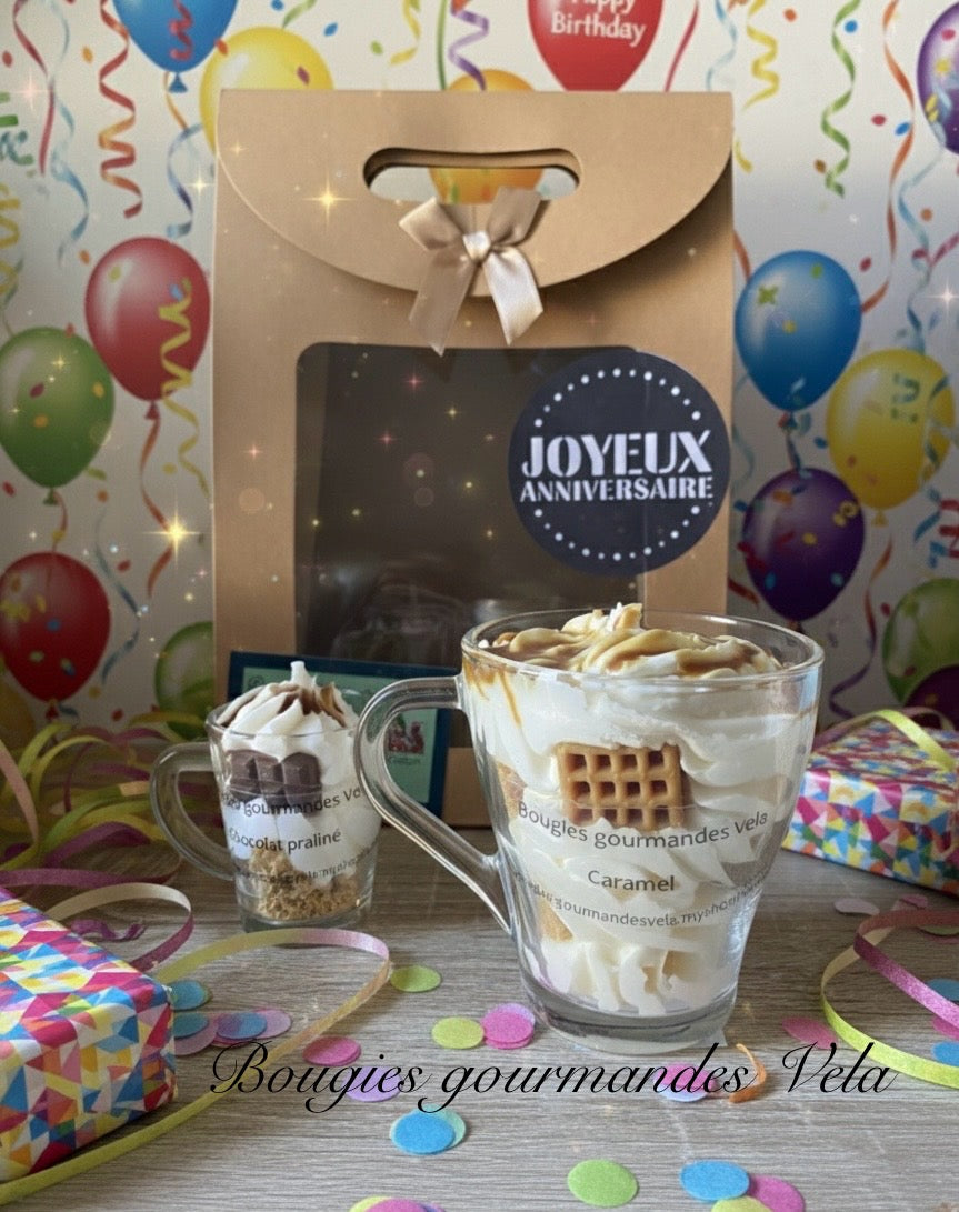 Coffret Joyeux anniversaire 2 bougies gourmandes parfum caramel parfum chocolat praliné Bougie chantilly Bougie artisanale Bougie végétale Idée cadeau