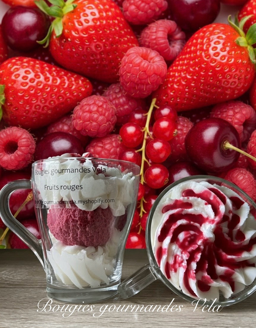 Coffret Joyeux anniversaire 2 bougies gourmandes parfum fruits rouges parfum caramel Bougie chantilly Bougie artisanale Bougie végétale Idée cadeau