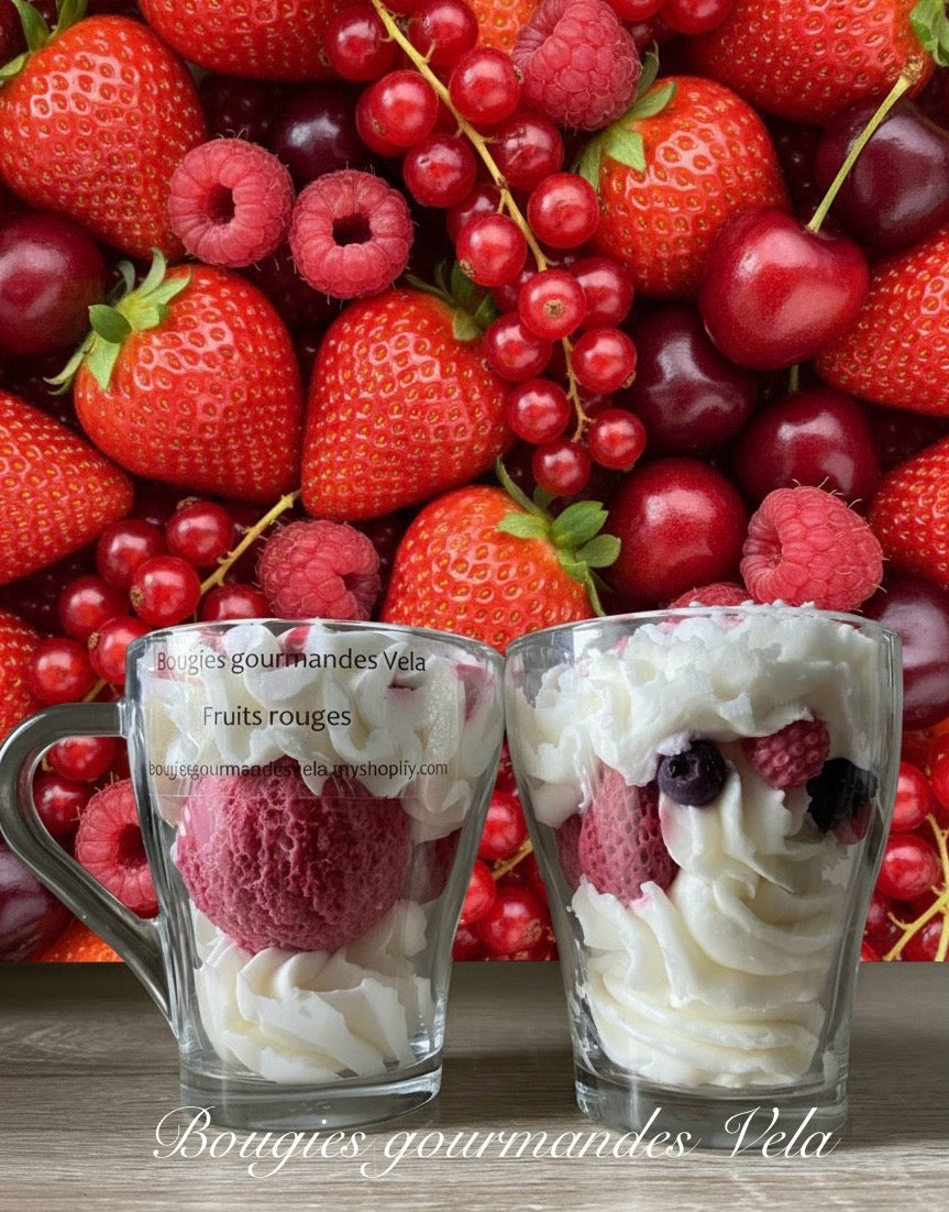 Bougie gourmande Bougie parfumée fruits rouges Bougie chantilly Bougie artisanale Bougie végétale Idée cadeau