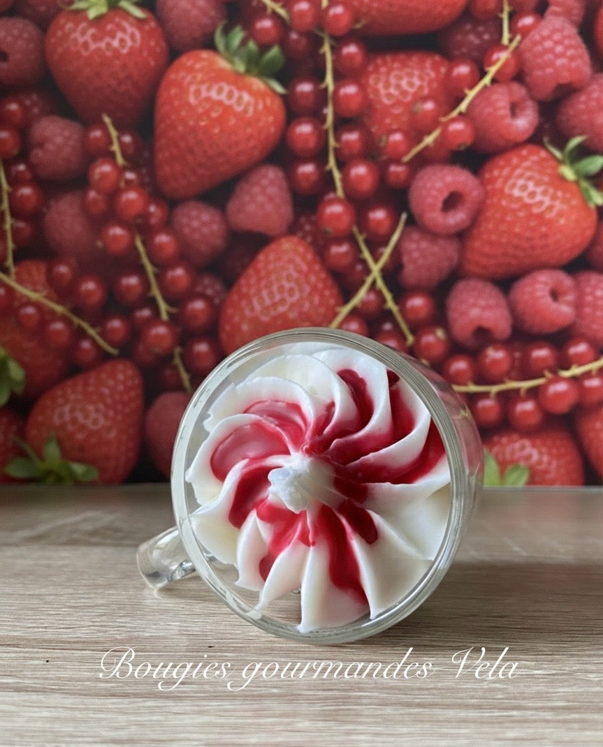 Mini Bougie gourmande parfumée fruits rouges Bougie chantilly Bougie artisanale Bougie végétale Idée cadeau