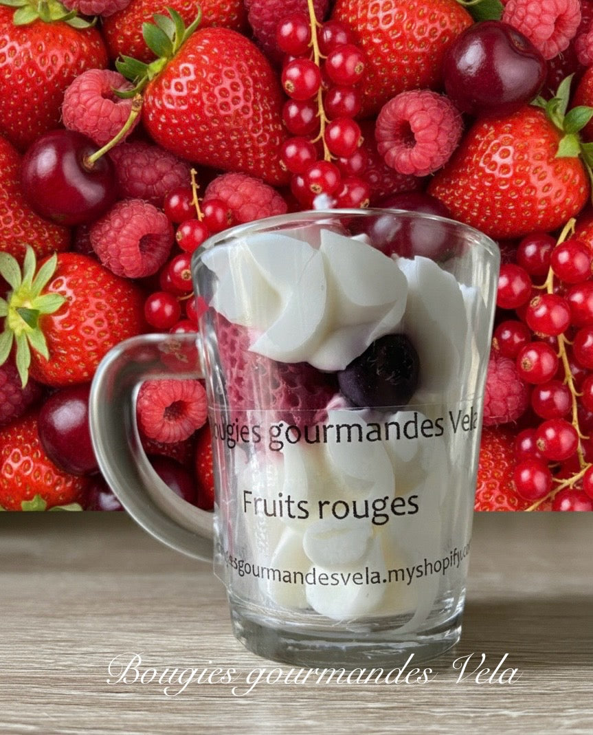 Coffret Joyeux anniversaire 2 bougies gourmandes parfum fruits rouges parfum chocolat praliné Bougie chantilly Bougie artisanale Bougie végétale Idée cadeau