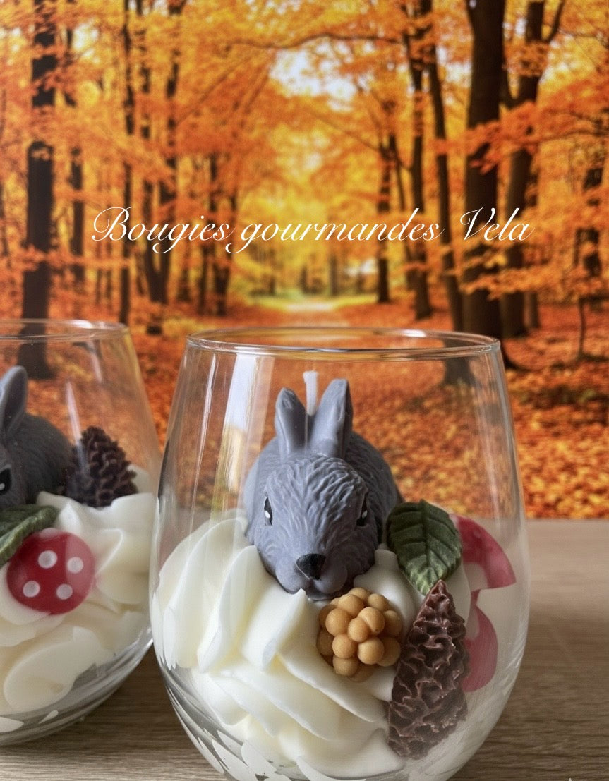 Bougie gourmande Bougie Le lapin de la forêt Bougie parfumée vanille Bougie automne Bougie chantilly Bougie artisanale Bougie végétale Idée cadeau
