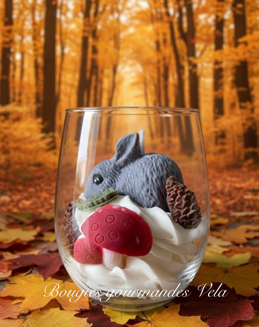 Bougie gourmande Bougie Le lapin de la forêt Bougie parfumée vanille Bougie automne Bougie chantilly Bougie artisanale Bougie végétale Idée cadeau