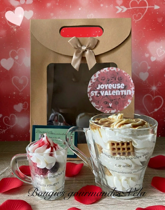 Coffret Joyeuse Saint Valentin 2 bougies gourmandes parfum caramel parfum fruits rouges Bougie chantilly Bougie artisanale Bougie végétale Idée cadeau