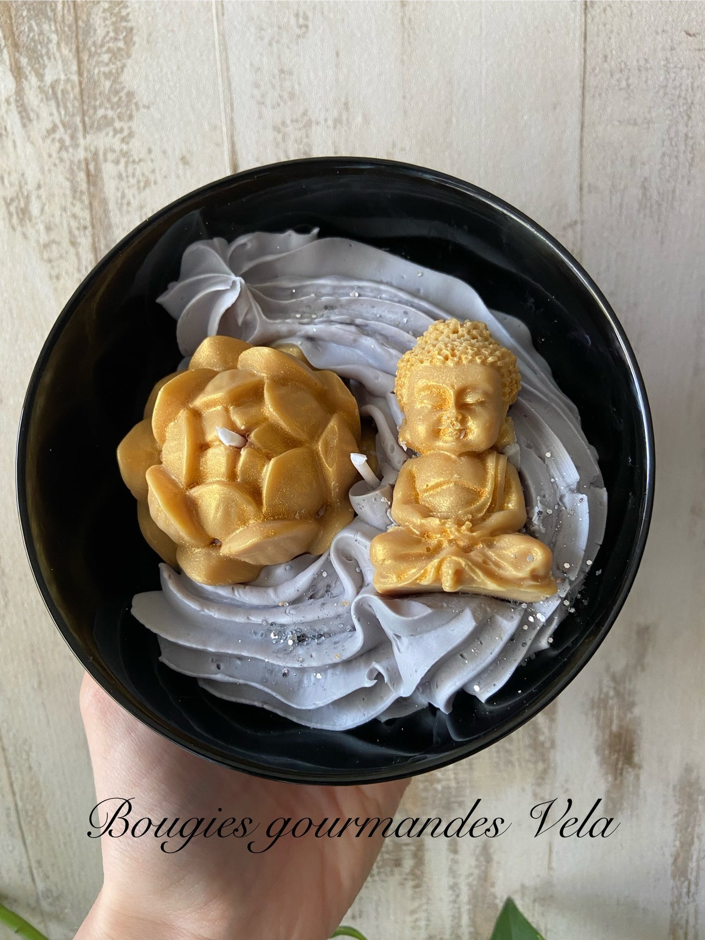 Bougie 320 grammes Bouddha or et argent parfum ambre Idée cadeau