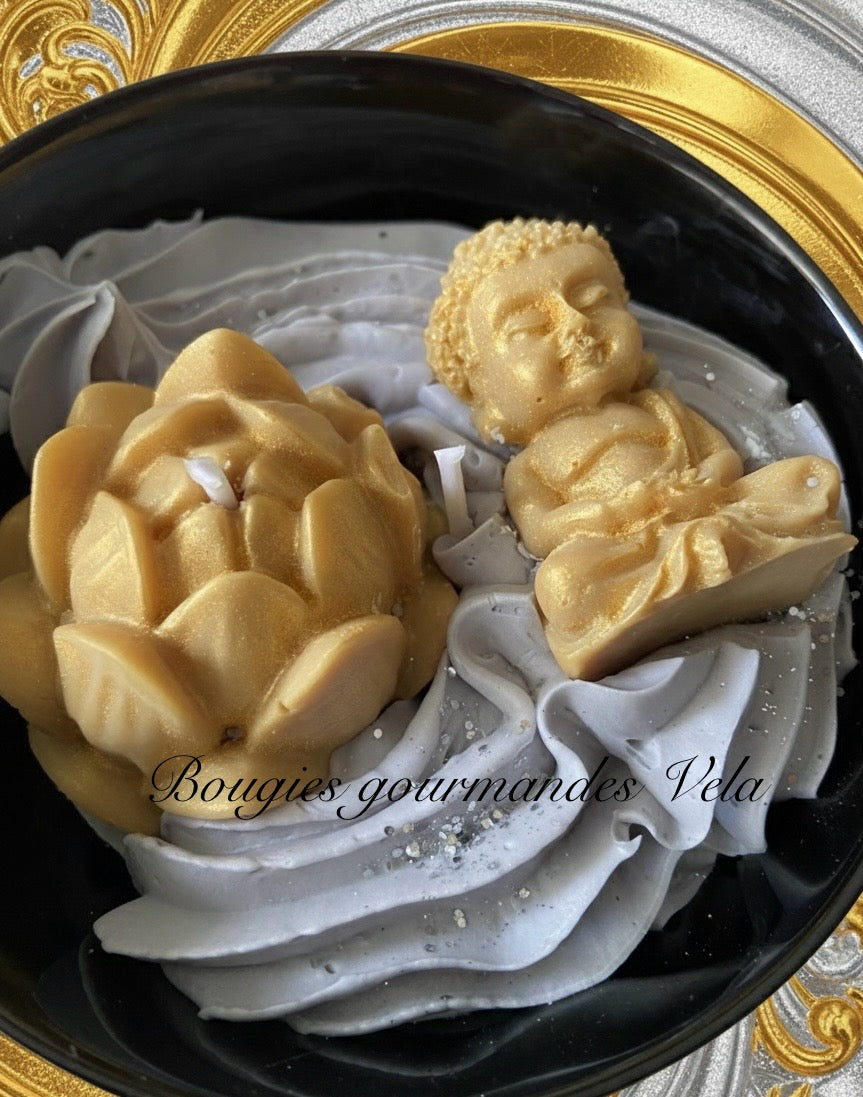 Bougie 320 grammes Bouddha or et argent parfum ambre Idée cadeau