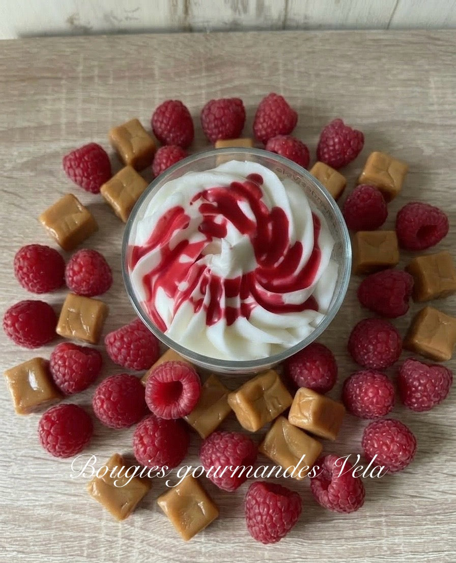 Bougie gourmande parfumée caramel framboise Bougie chantilly Bougie artisanale Bougie végétale Idée cadeau