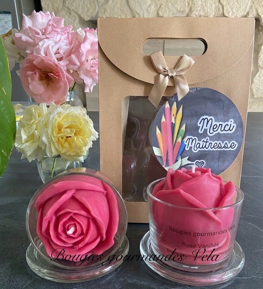 Coffret Merci Maîtresse 1 Bougie fleur rose parfum rose vanillée Idée cadeau