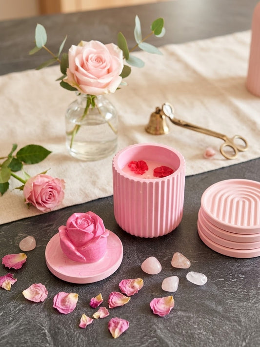Bougie boite rose Jesmonite parfum fruits rouges Bougie végétale Idée cadeau