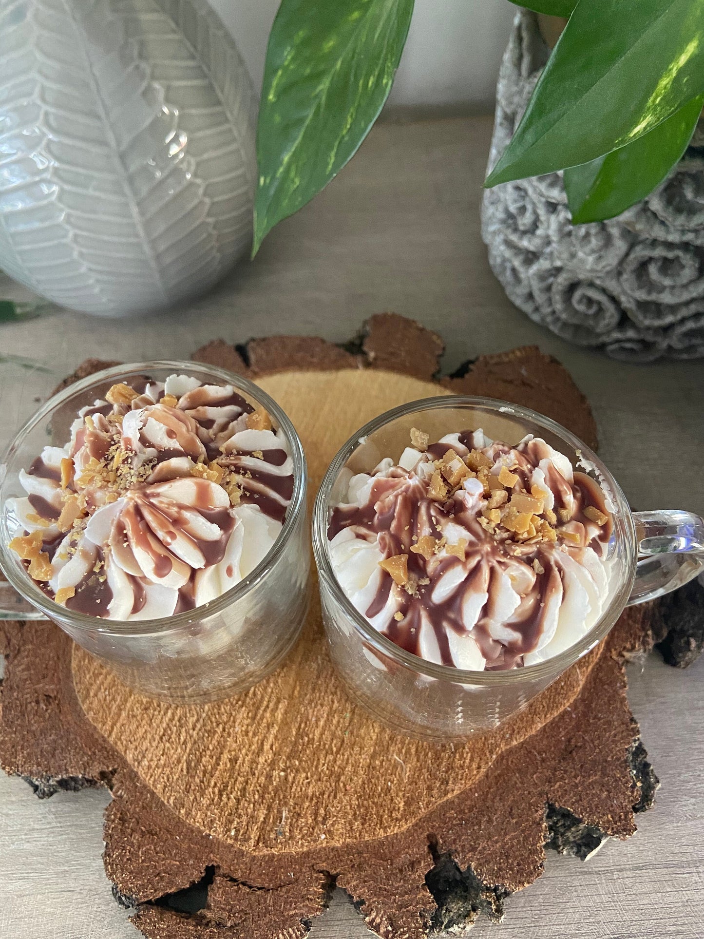 Bougie gourmande Bougie parfumée chocolat praliné Bougie chantilly Bougie artisanale Bougie végétale Idée cadeau noel