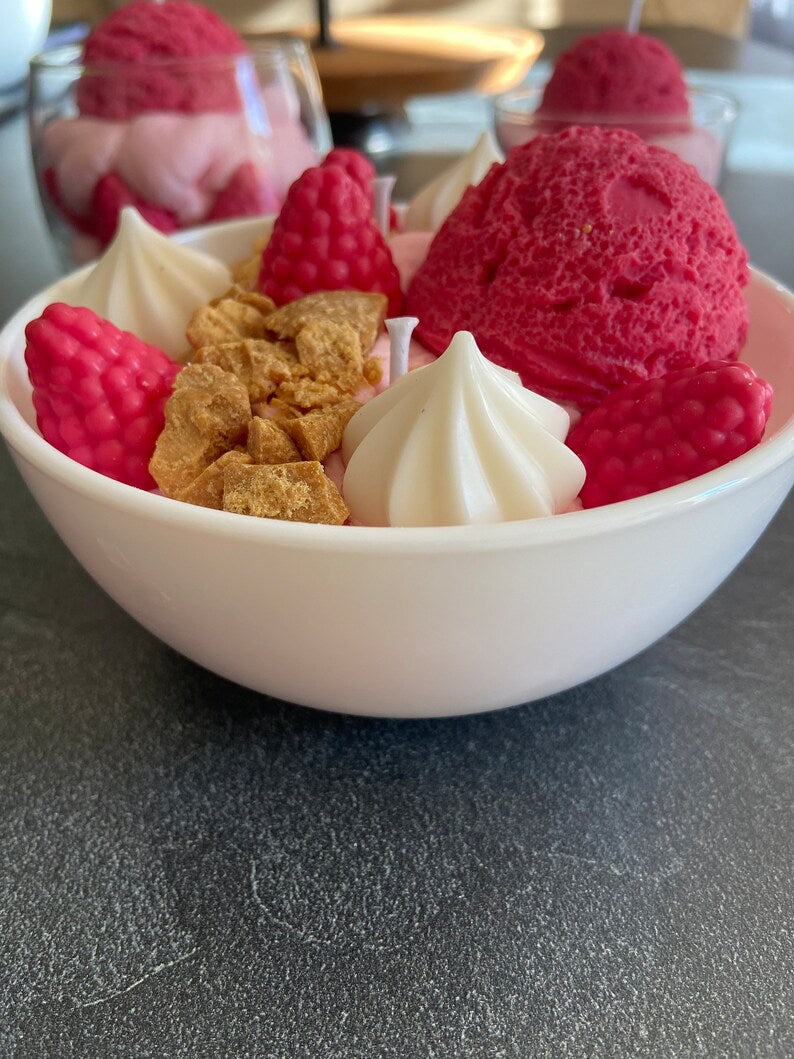 Bougie gourmande Bougie parfumée fruits rouges Bougie chantilly Bougie artisanale Bougie végétale Bougie bowl Idée cadeau